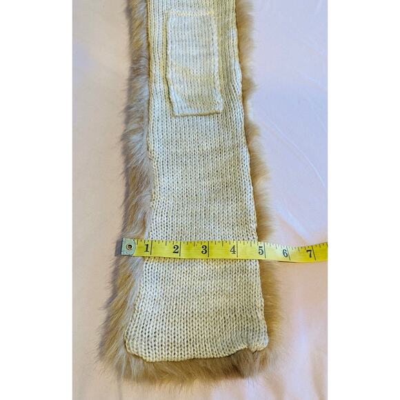 Ann Taylor LOFT Beautiful Glamour Luxurious Warm Faux Fur Crossover Scarf NWT - Picture 6 of 7